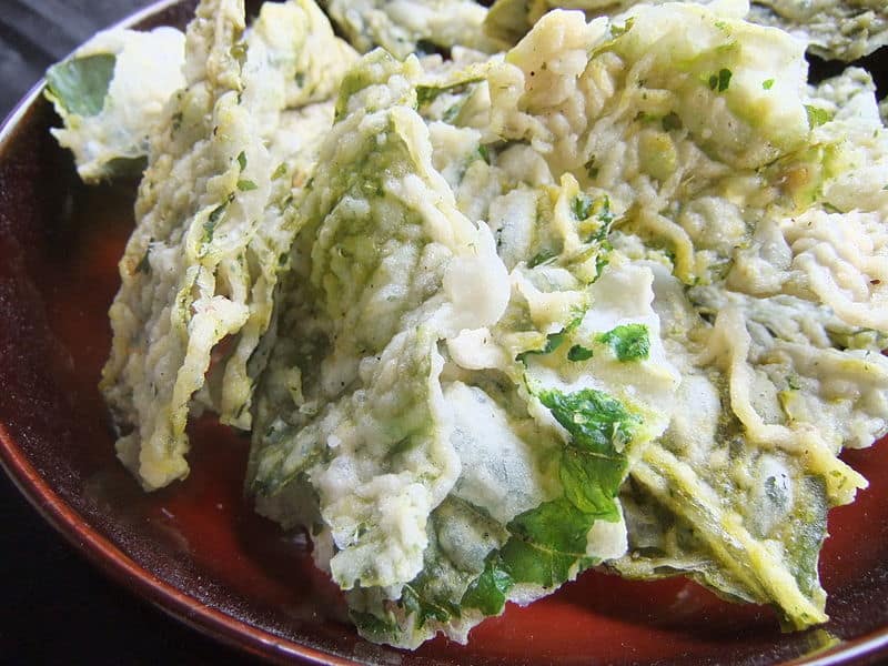 Resep Cara Membuat Keripik Bayam Pedas Gurih
