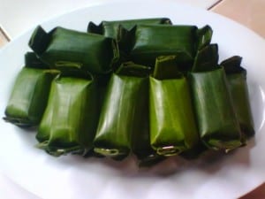Cara Membuat Lemper Ketan Isi Abon Sapi