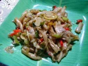 Cara Membuat Tumis Jamur Tiram Pedas Gurih