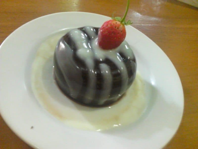 Cara Membuat Puding Coklat Vla Susu Vanila