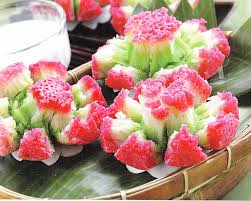 Cara Membuat Kue Bikang Bunga Mawar Mekar