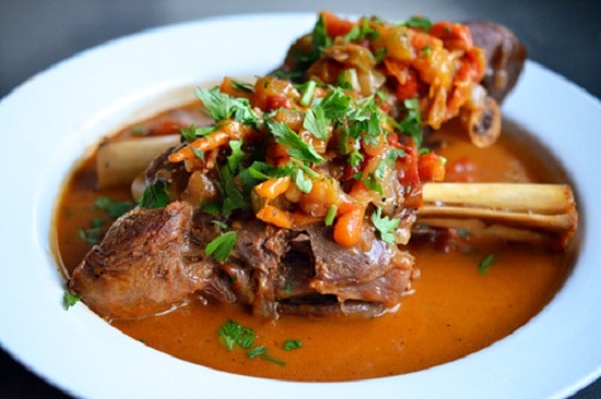 Cara Membuat Iga Kambing Kuah Rempah Sedap