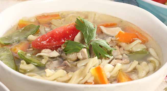 Resep Cara Membuat Sup Ayam Makaroni Lezat