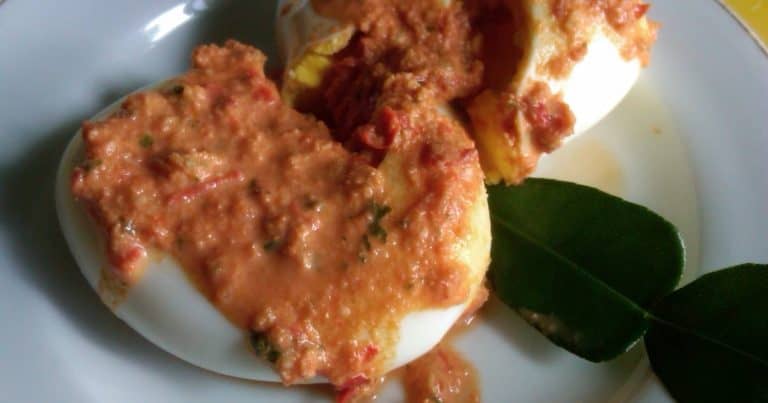 Resep Memasak Telur Penyet Bumbu Kemiri Sedap Nikmat