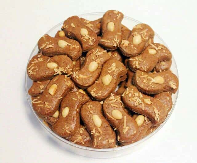 Cara Membuat Kue Kacang Coklat