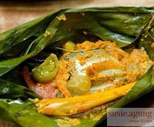 Pepes Ikan Layang