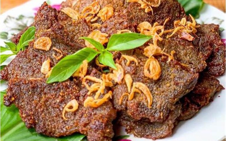 Resep Empal Gepuk Santan: Cara Membuat Empal Gepuk yang Enak dan Gurih