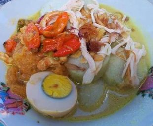 Tips Membuat Lontong Opor Ayam