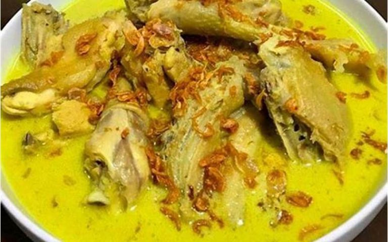 Resep Opor Ayam Merah