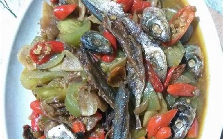 Resep Ikan Asin Tumis Pedas