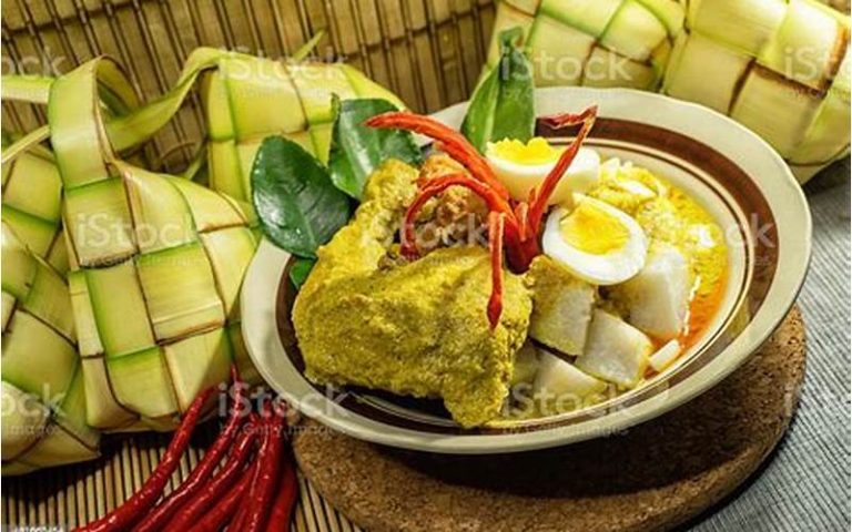Resep Ketupat Sayur Opor Ayam Lebaran