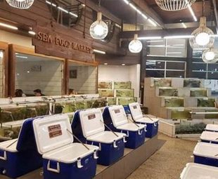 Harga Layar Seafood Surabaya: Menikmati Kelezatan Laut di Kota Surabaya