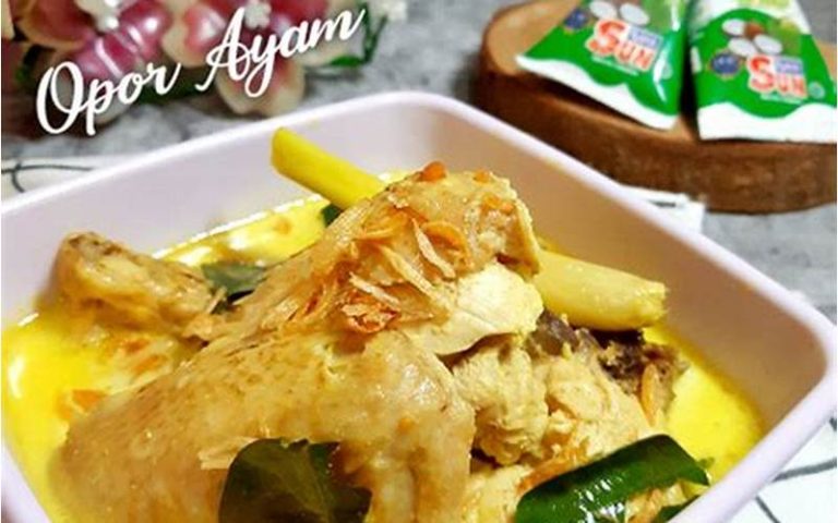 Resep Opor Ayam Suwir Bumbu Kuning