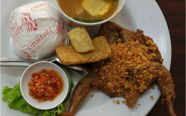 Fire Flying Chicken Richeese: Menikmati Kelezatan yang Menghangatkan Hati