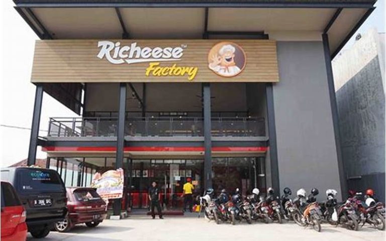 Menu dan Harga Richeese Factory: Lezatnya Makanan Ala Rumah