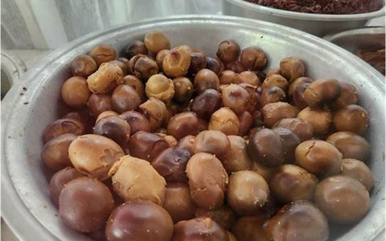 Gudeg Yu Djum Kelapa Gading: Menikmati Kelezatan Tradisional Yogyakarta di Tengah Ibukota