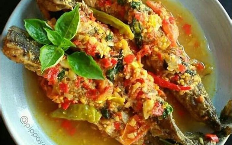 Resep Lele Bumbu Rujak Santan