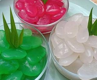 Manisan Kolang Kaling Dengan Sirup
