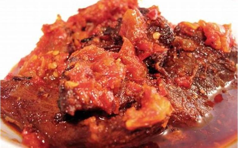 Resep Daging Bumbu Merah Santan