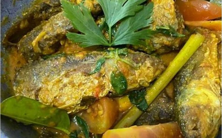Resep Ikan Bumbu Rujak Kemangi