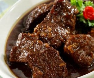 Resep Daging Sapi Semur yang Lezat