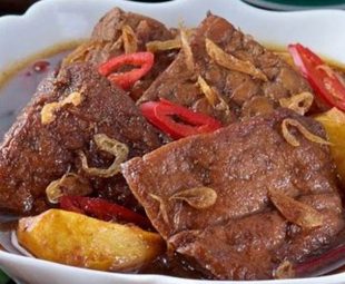 Membuat Semur Betawi