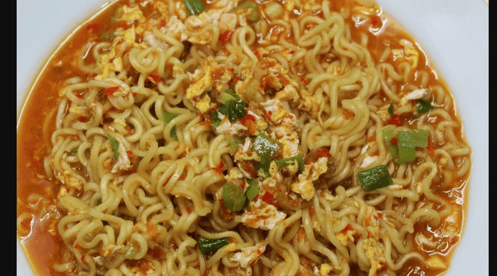 Resep Mie Nyemek Indomie: Lezat, Mudah, dan Cocok untuk Segala Suasana