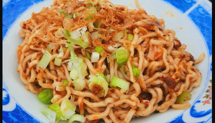 Resep Mie Jebew: Nikmati Sensasi Pedas Khas Garut yang Menggugah Selera